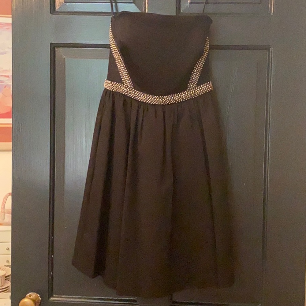 NWOT Shoshanna size 0 strapless, beaded cocktail dress.